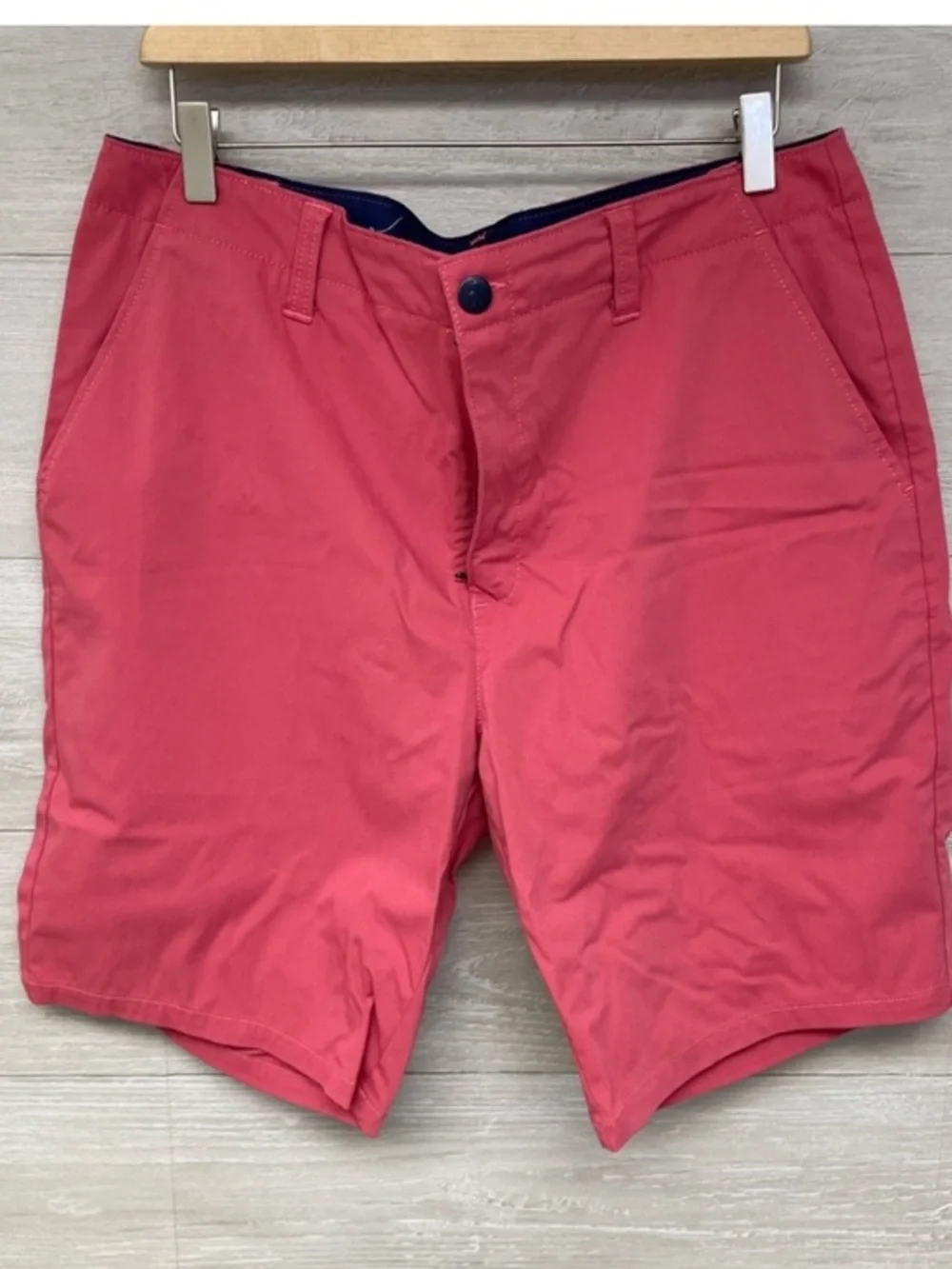 johnnie-O prep-formance shorts Size 36 Salmon Hot pink